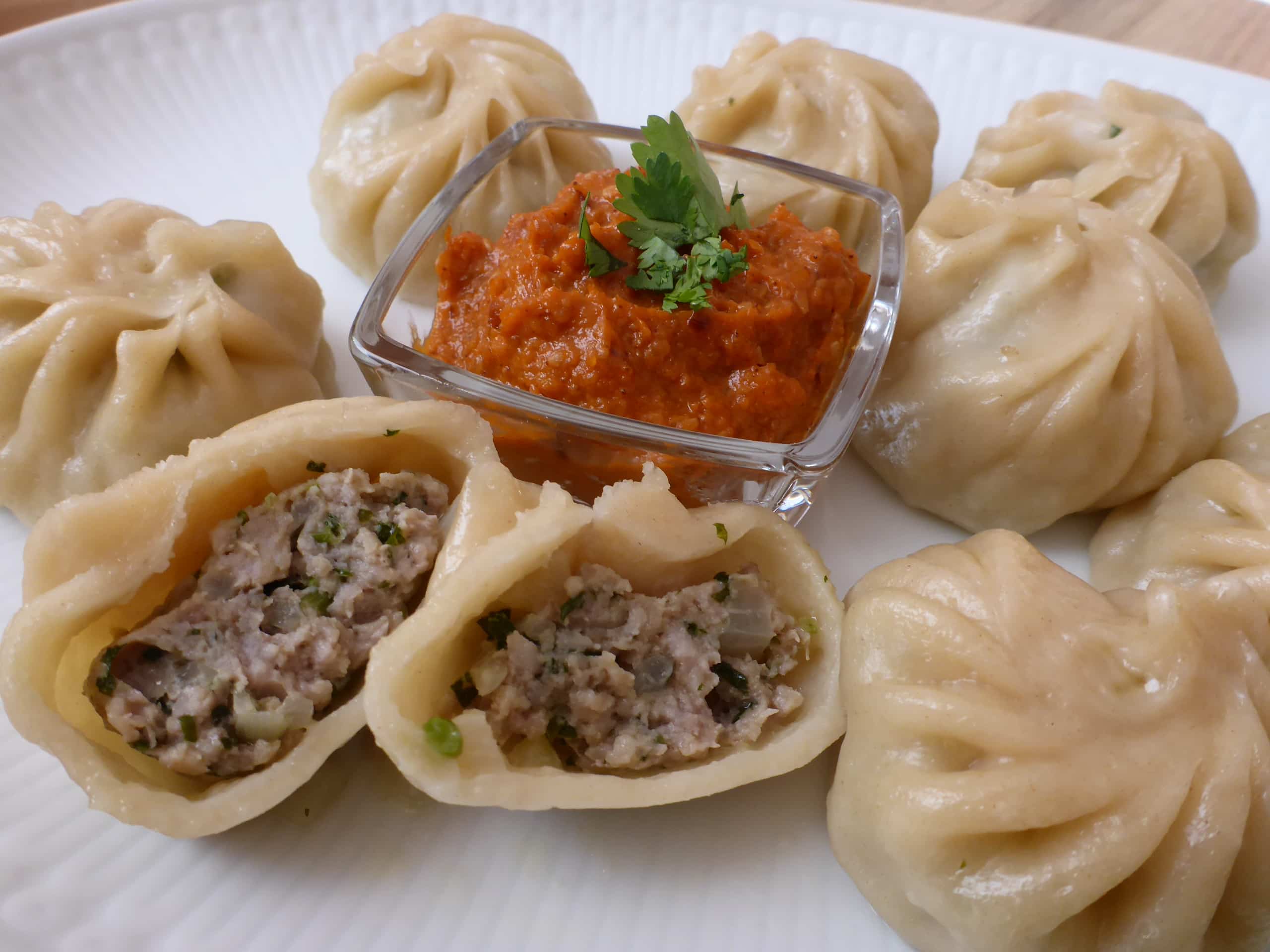 Momos